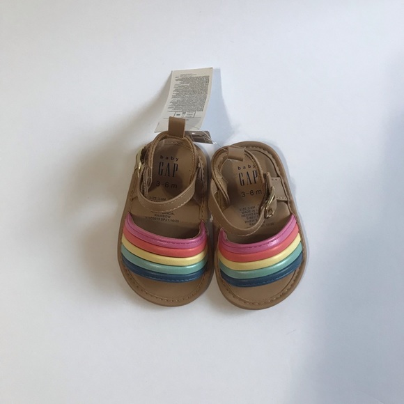 NWT GAP 3-6m rainbow sandals - Picture 6 of 7